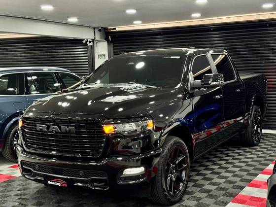 RAM 1500 3.0 HURRICANE 6 BITURBO GASOLINA LARAMIE NIGHT EDITION CD 4X4 AUTOMÁTICO